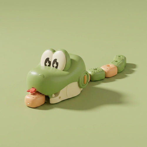 Kiwi, the leaf-green Game Snake racing snake